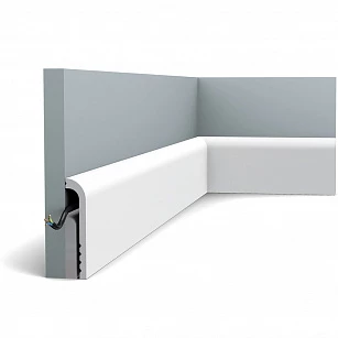 Плинтус из дюрополимера Orac Decor SX185 2000х120х25 в интерьере
